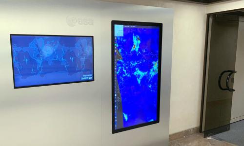 Introducing the DisplayWall